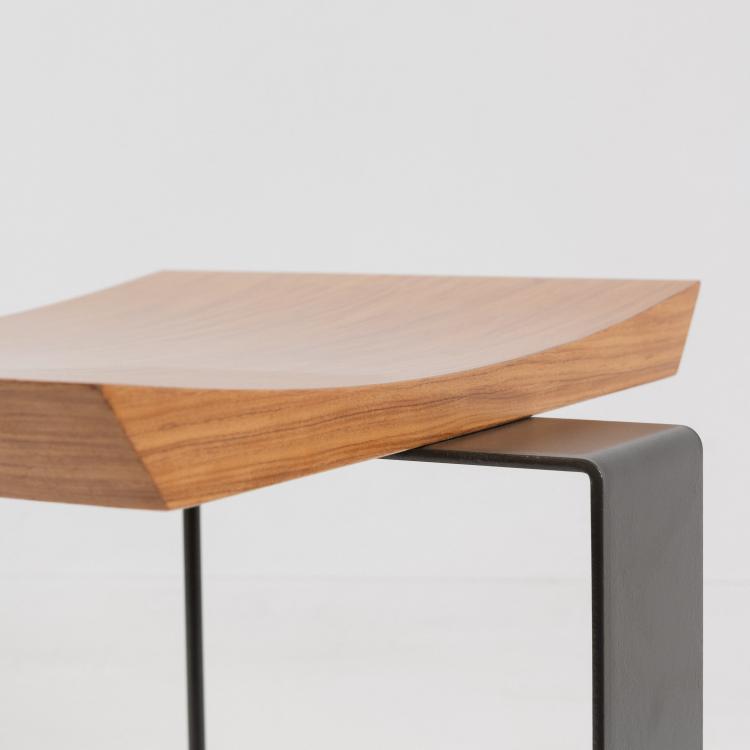 Bild 6 zu Objekt, Stool 'SN 3 - T- Stool', 1927 (design), Pierre Chareau, Ecart International, Paris, 182C 744