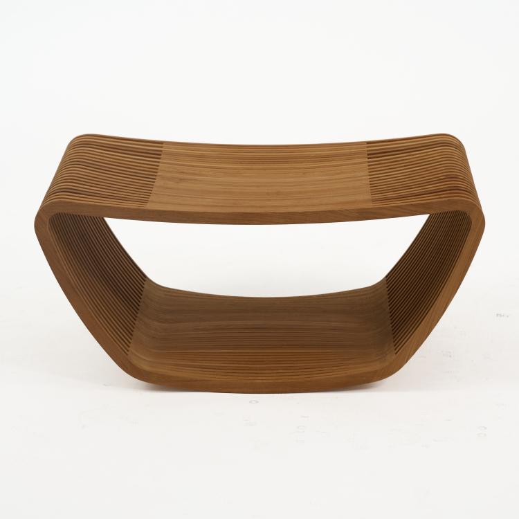 Bild 1 zu Objekt, Stool / side table 'Hula', 2000 (design), Edward Barber,Jay Osgerby, Cappellini, Mailand / Milan, 182C 987