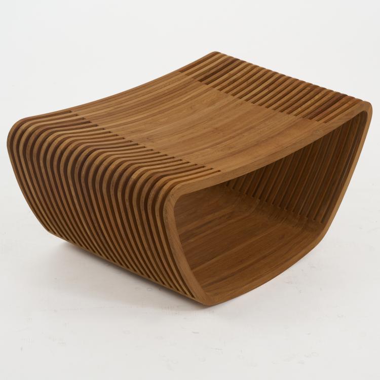 Bild 3 zu Objekt, Stool / side table 'Hula', 2000 (design), Edward Barber,Jay Osgerby, Cappellini, Mailand / Milan, 182C 987