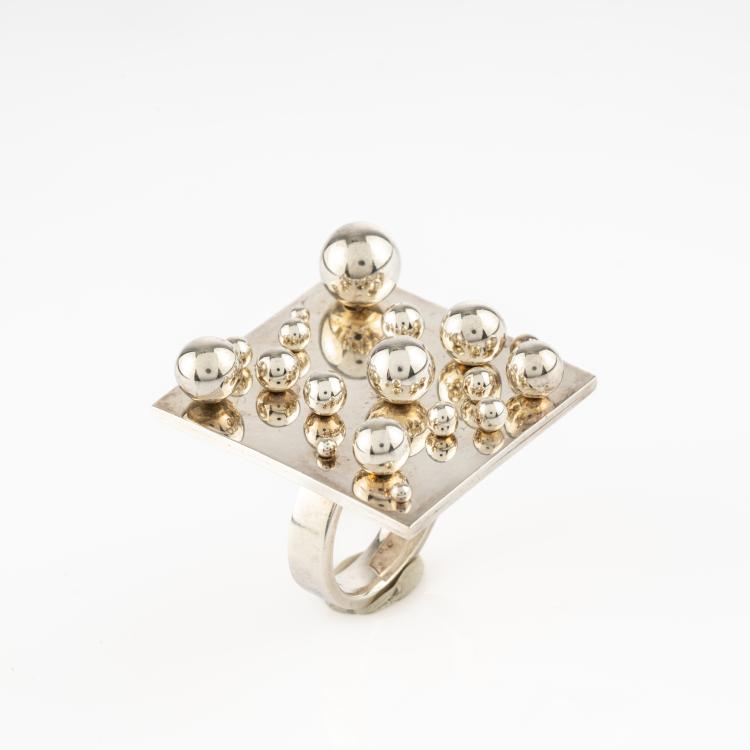 Bild 1 zu Objekt, Ring 'Square', 2005, Pol Bury, 182D 1020