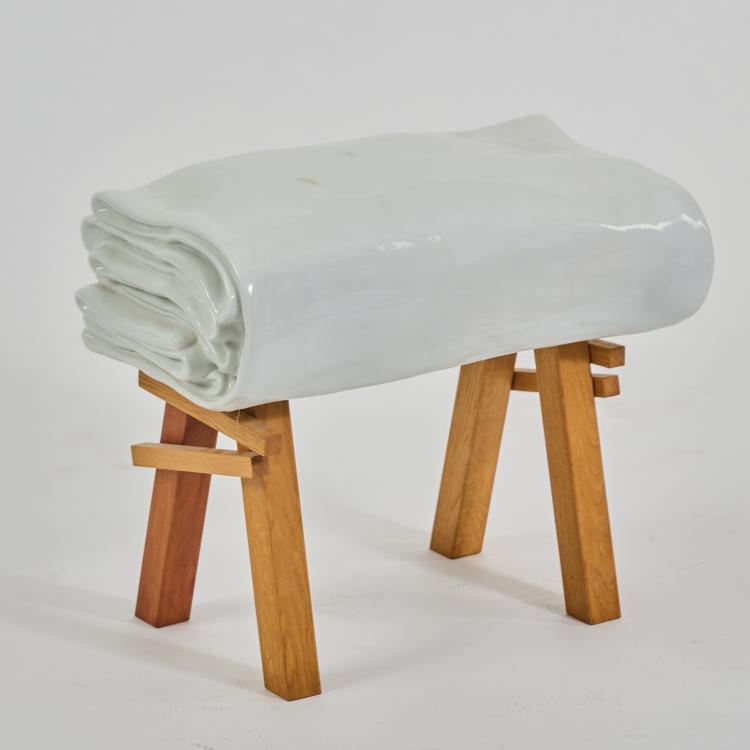 Hauptbild zu Objekt, Unikat Porzellan Hocker 'Vitrified Variables', 2012 (Entwurf), Judith van den Boom, Studio BoomWehmeyer, Niederlande / Netherlands, 183A 661