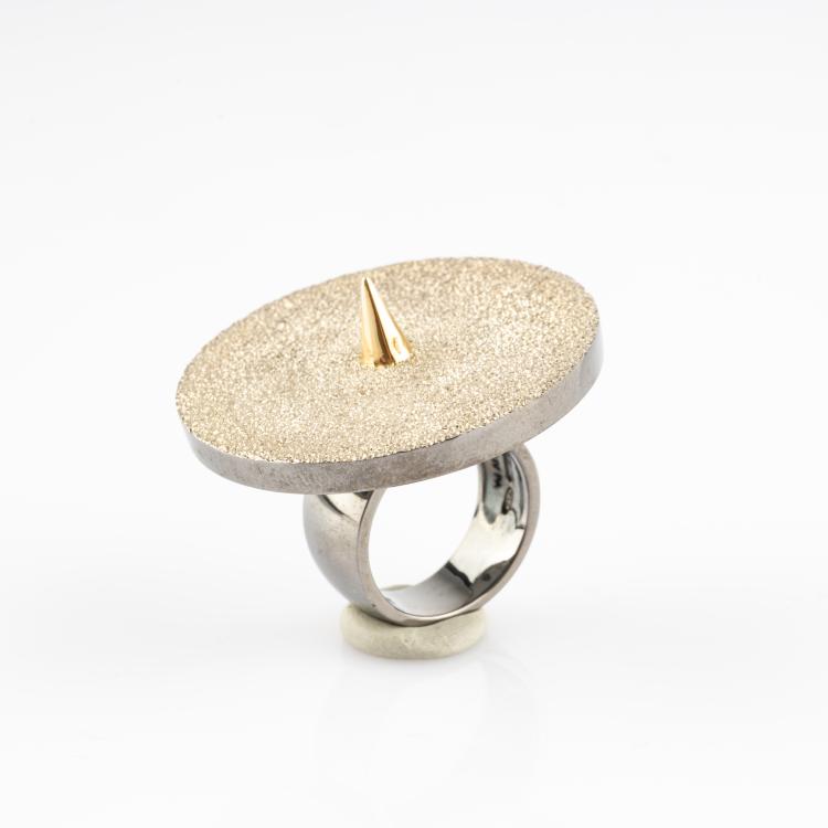 Bild 2 zu Objekt, Ring 'Round', 2014, Mauro Staccioli, 182D 1067