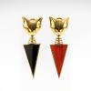 Pair of earrings with cat heads