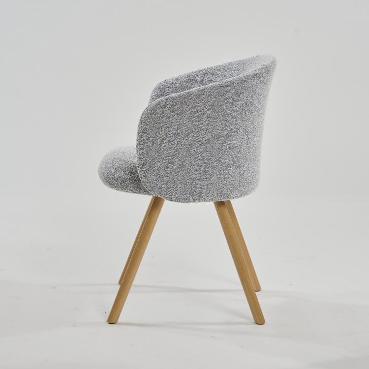 Bild 1 zu Objekt, Armchair 'Mikado', c. 2023 (design), Edward Barber,Jay Osgerby, Vitra, Birsfelden, 182C 1001