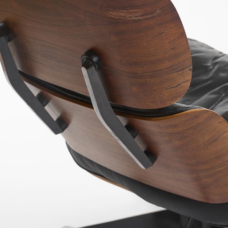 Bild 1 zu Objekt, Lounge Chair '670' mit Ottoman '671', 1956 (Entwurf), Charles Eames,Ray Eames, Vitra Birsfelden f&uuml;r Herman Miller, Zeeland., 