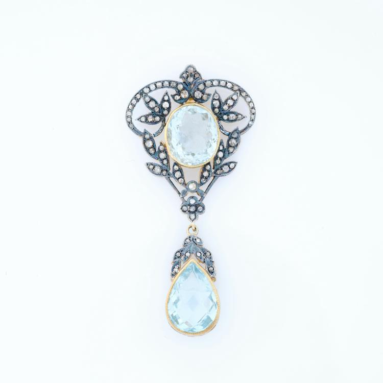 Bild 2 zu Objekt, Historical pendant with aquamarines, 182D 1083