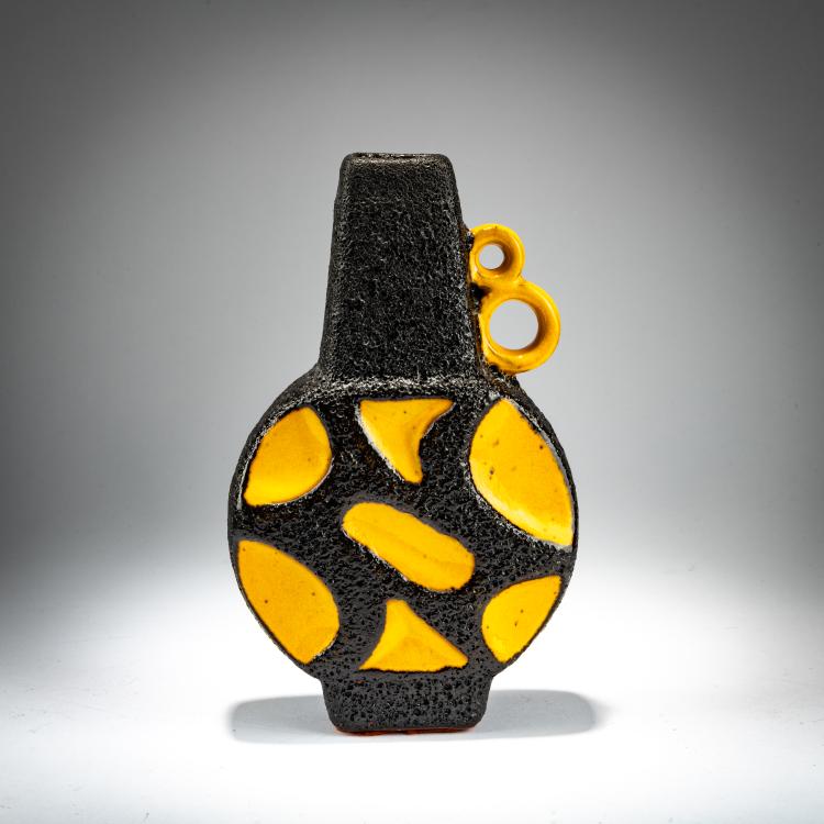 Hauptbild zu Objekt, Jug &lsquo;Banjo&rsquo;, c. 1970 (design), Roth Keramik, Ebernhahn, 182C 771