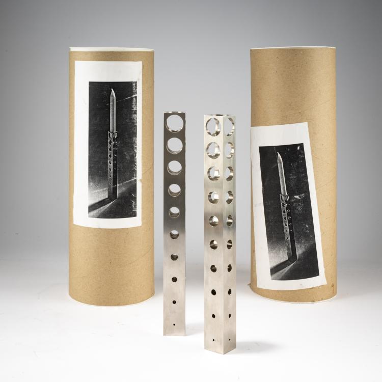 Bild 2 zu Objekt, Two candlesticks 'Vertical Holes', 1992 (design), Gijs Bakker, Bakker, Gijs, Niederland / Netherlands, 182C 960