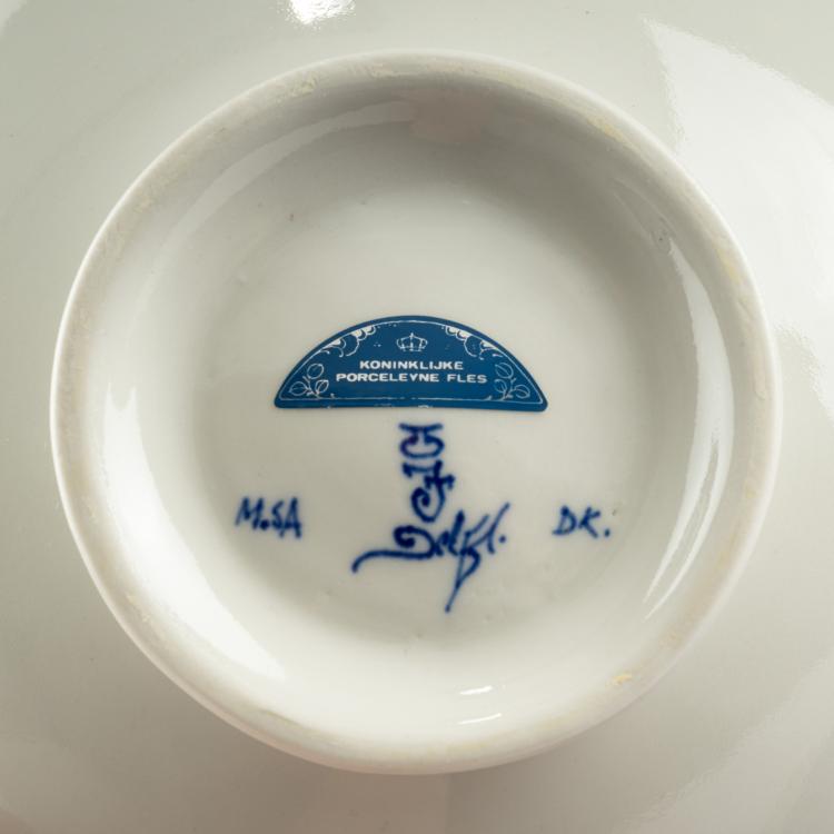 Bild 2 zu Objekt, 28 Teile aus dem Service 'Albertine', 1989 (Entwurf), Bořek &Scaron;&iacute;pek, Driade, Caorso; Koninklijke Porceleyne Fles, Delft, 183A 22