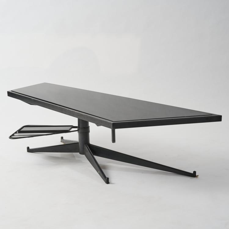 Hauptbild zu Objekt, Sofatisch, um 1958 (Entwurf), Frankreich / France  (zugeschrieben / attributed), 183A 306