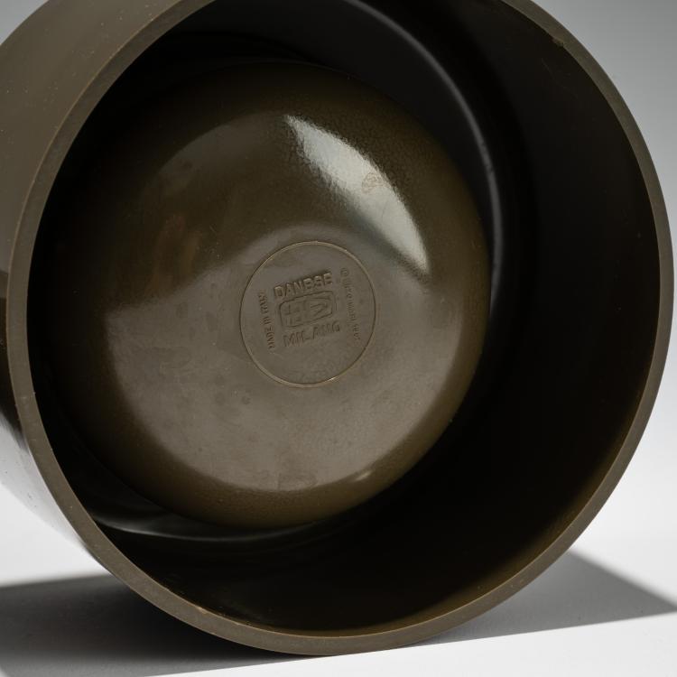 Bild 2 zu Objekt, Zwei Aschenbecher 'Borneo' - '3076A', 1967 (Entwurf), Enzo Mari, Danese, Mailand / Milan, 183A 421