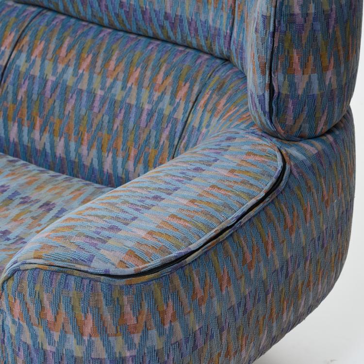 Bild 3 zu Objekt, Zweisitzersofa 'Bull', 1987 (Entwurf), Gianfranco Frattini, Cassina, Mailand / Milan, 183A 592