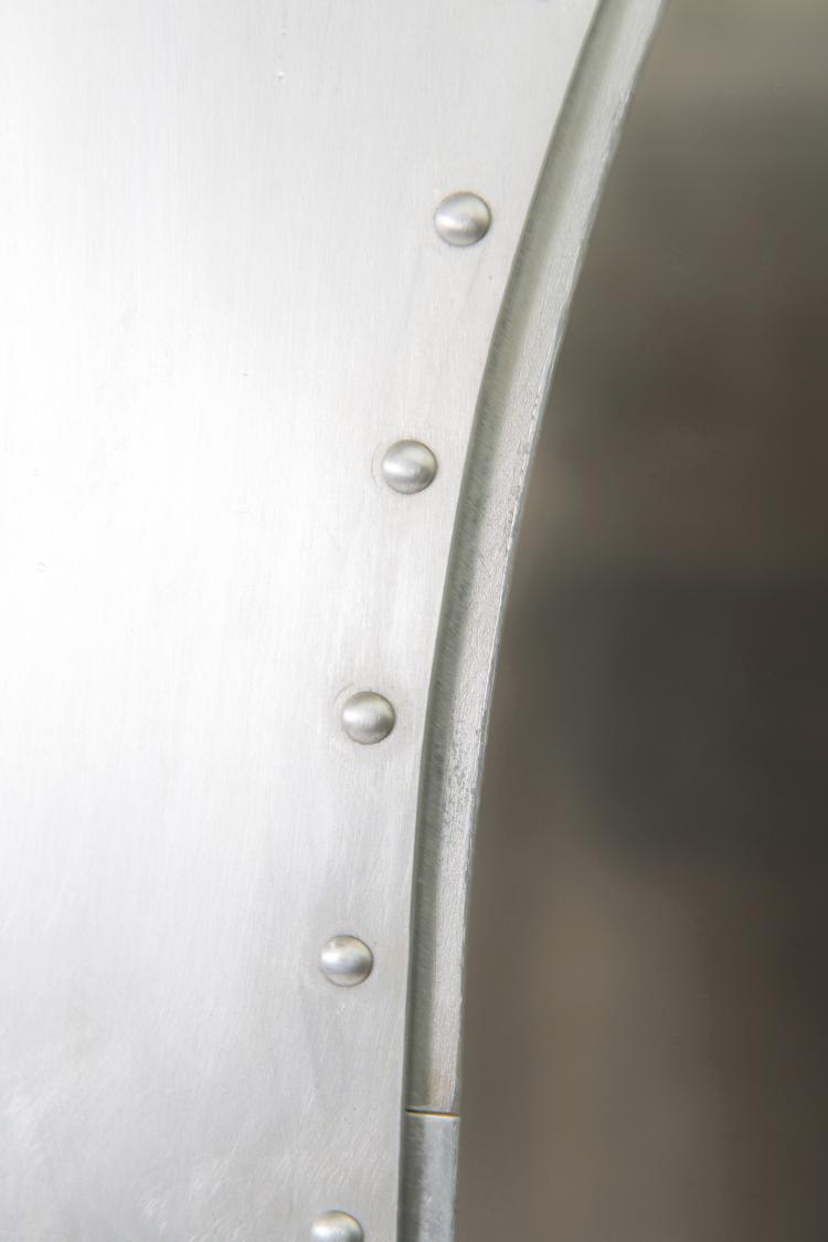 Bild 6 zu Objekt, Umkleide 'Hysterie', 1992 (Entwurf), Marc Newson, POD, Paris, 183A 610