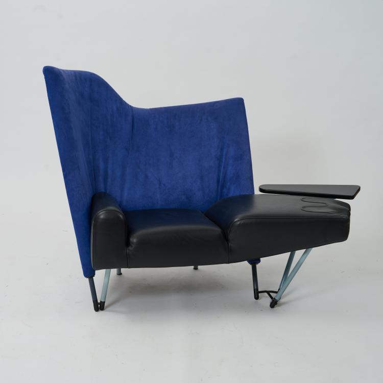Hauptbild zu Objekt, Sessel mit Fu&szlig;st&uuml;tze 'Torso', 1982 (Entwurf), Paolo Deganello, Cassina, Mailand / Milan, 183A 559