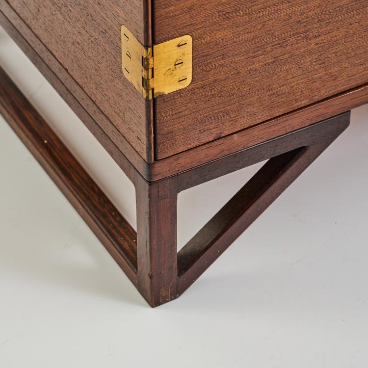 Bild 5 zu Objekt, Sideboard / Besteckkommode, 1950er Jahre (Entwurf), Svend Langkilde, Illums Bolighus, Kopenhagen / Copenhagen, 183A 281