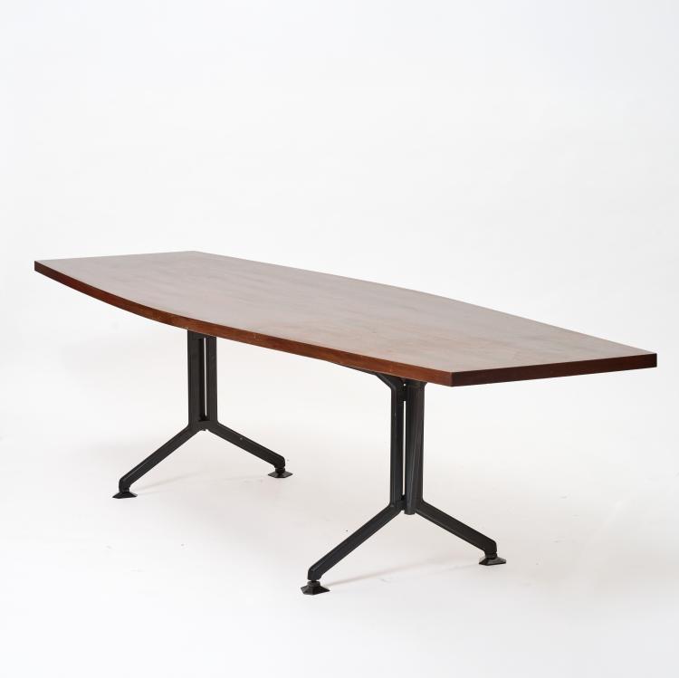Bild 1 zu Objekt, Konferenztisch 'Arco', 1963 (Entwurf), Studio B.B.P.R., Olivetti, Ivrea, 183A 366