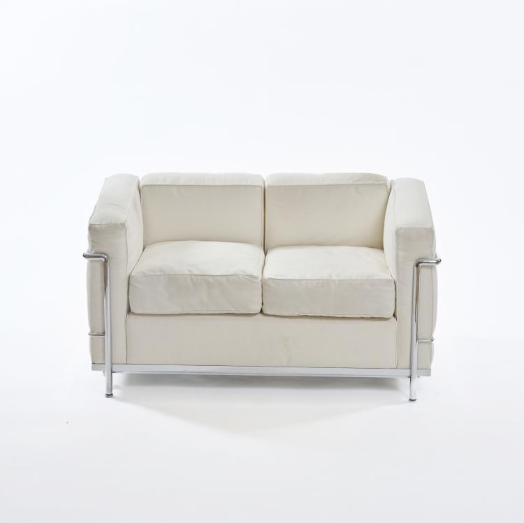 Bild 1 zu Objekt, Zweisitzersofa 'LC 2', 1928 (Entwurf), Pierre Jeanneret,Charlotte Perriand,Le Corbusier Charles-&Eacute;douard Jeanneret-Gris, Cassina, Mailand / Milan, 183A 143