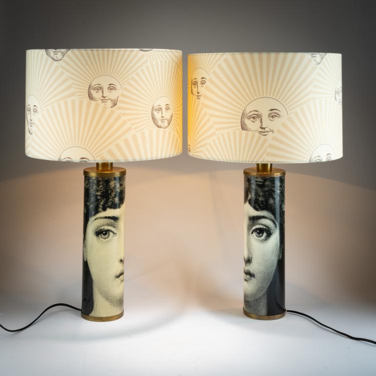 Bild 1 zu Objekt, Zwei Tischleuchten 'Viso di Donna' mit Schirm 'Sole', 1950er Jahre (Entwurf), Piero Fornasetti, Fornasetti, Mailand / Milan, 183A 112