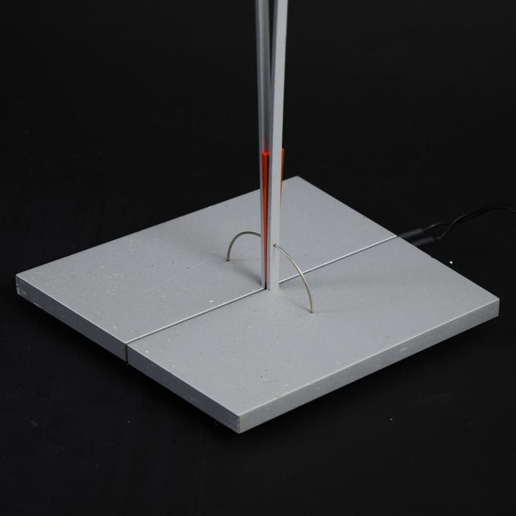 Bild 4 zu Objekt, Stehleuchte 'Ilios', 1983 (Entwurf), Ingo Maurer,Franz Ringelhan, Design M, Maurer, Ingo, M&uuml;nchen, 183A 211