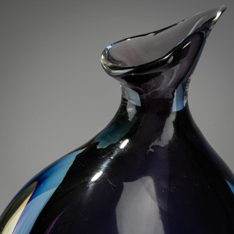 Bild 3 zu Objekt, 'Sommerso grigio blu' vase, c. 1960, Flavio Poli, Seguso Vetri d'Arte, Murano, 183B 766