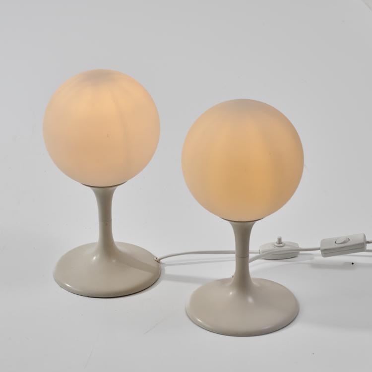 Hauptbild zu Objekt, Zwei Tischleuchten, 1960er Jahre (Entwurf), Max Bill, Temde Leuchten, Detmold, 183A 392
