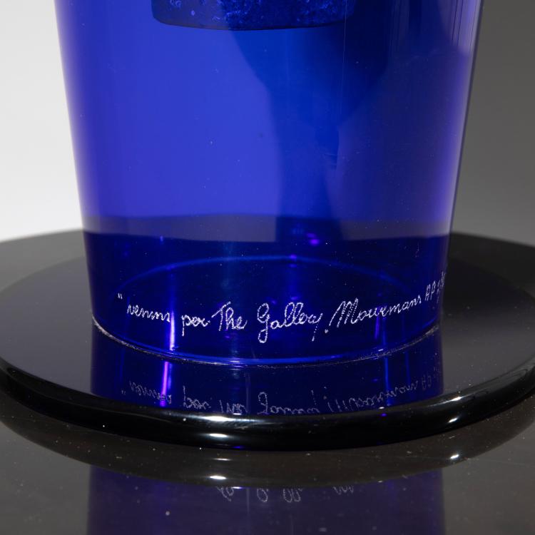 Bild 1 zu Objekt, Dreiteiliges Vasenobjekt, 1994 (Entwurf), Ettore Sottsass, Venini, Murano; Gallery Mourmans, Knokke, 183A 52