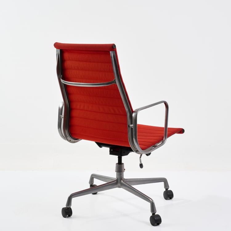 Bild 2 zu Objekt, Armlehnstuhl 'EA 119' aus der 'Aluminum Group' Serie, 1958 (Entwurf), Charles Eames,Ray Eames, Cofemo, Castegnato, 183A 300