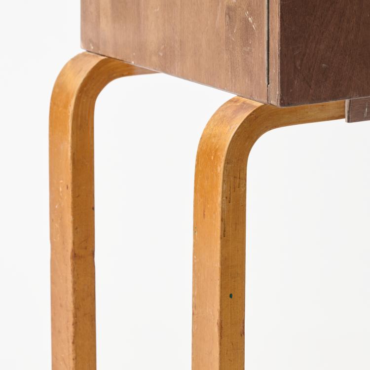 Bild 3 zu Objekt, Kommode '250', 1950er Jahre (Entwurf), Alvar Aalto, Huonekalu-ja Rakennusty&ouml;tehdas Oy, Turku (zugeschrieben) / (attributed), 183A 234