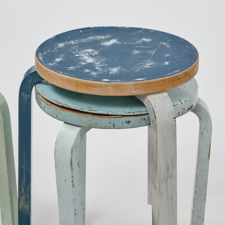 Bild 4 zu Objekt, Neun Hocker '60', 1933 (Entwurf), Alvar Aalto, Artek, Helsinki, 183A 172