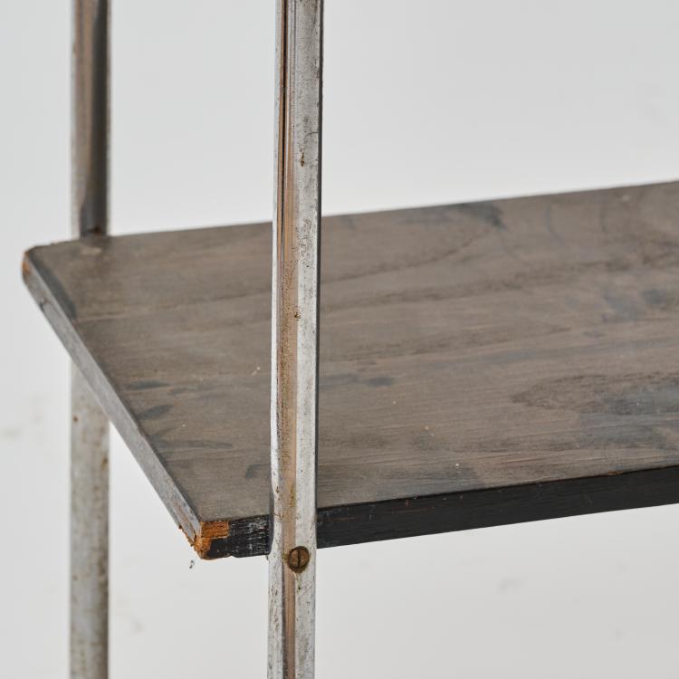 Bild 3 zu Objekt, 'B 22' - variant sidetable/ shelf table, 1930/31 (design), Marcel Breuer, Thonet, Frankenberg, 183A 162