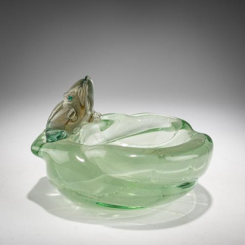 Schale mit Frosch, um 1942