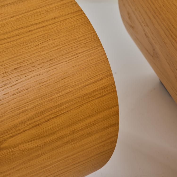 Bild 4 zu Objekt, Zwei Sitzb&auml;nke, ein Hocker und ein Sofatisch 'Log', 2006 (Entwurf), Naoto Fukasawa, Swedese, Vaggaryd, 183A 656