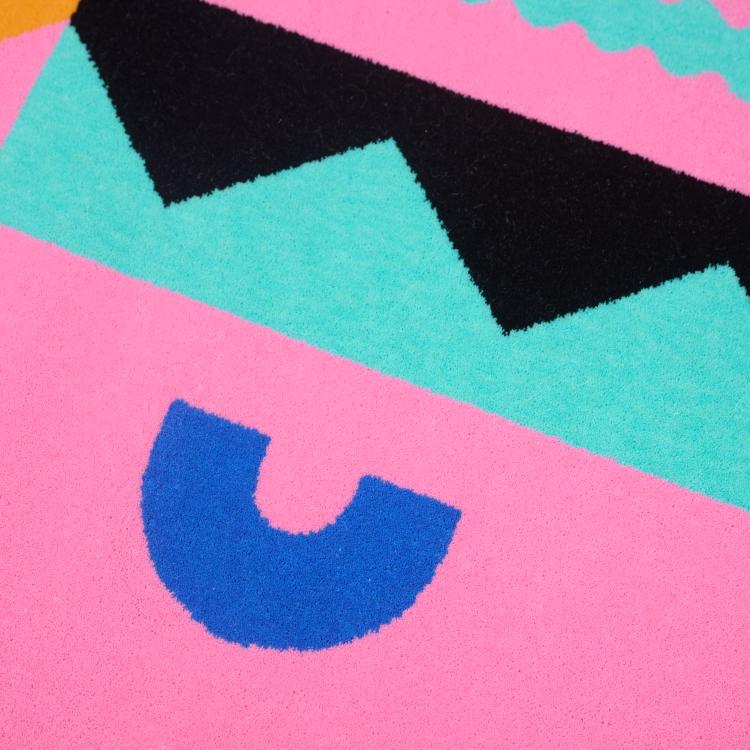 Bild 2 zu Objekt, Teppich aus der 'Ollo'-Kollektion, 1988 (Entwurf), Alessandro Mendini, Assur Carpets, Belgien; Alchimia, Mailand / Milan, 183A 598