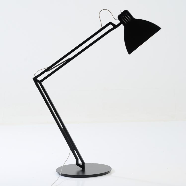 Bild 3 zu Objekt, Tischleuchte 'looksoflat', 2010 (Entwurf), Ingo Maurer, M&uuml;nchen / Munich, 183A 220