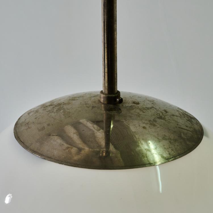 Bild 2 zu Objekt, Vier Deckenleuchten '1602', 1930er Jahre (Entwurf), Paavo Tynell, Idman Oy, Vilhonvuorenkatu, 183A 170