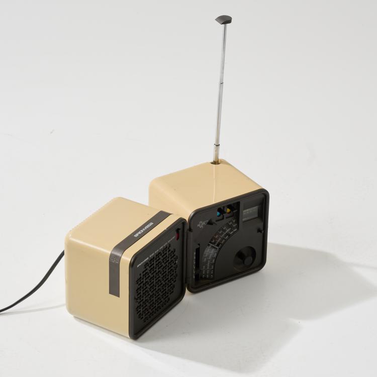 Bild 2 zu Objekt, Klappradio 'TS 505a', 1977 (Entwurf), Richard Sapper,Marco Zanuso, Brionvega, Mailand / Milan, 183A 525