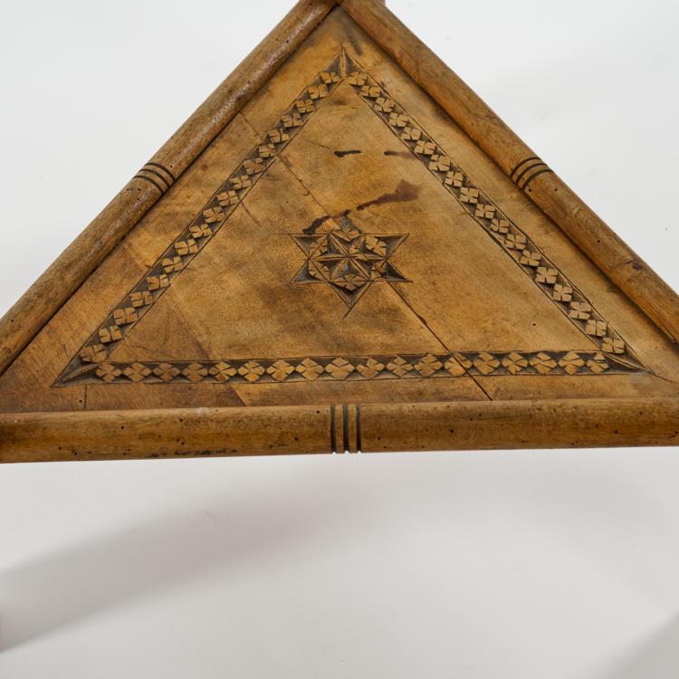 Bild 1 zu Objekt, Sessel 'Munk Chair' mit Tisch 'Munk table', 1930/40er Jahre (Entwurf), Schweden / Sweden, 183A 152