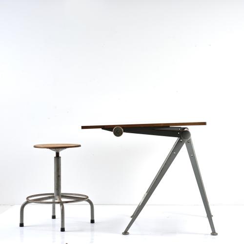 Zeichenpult / Arbeitstisch 'Reply' mit Hocker, 1954