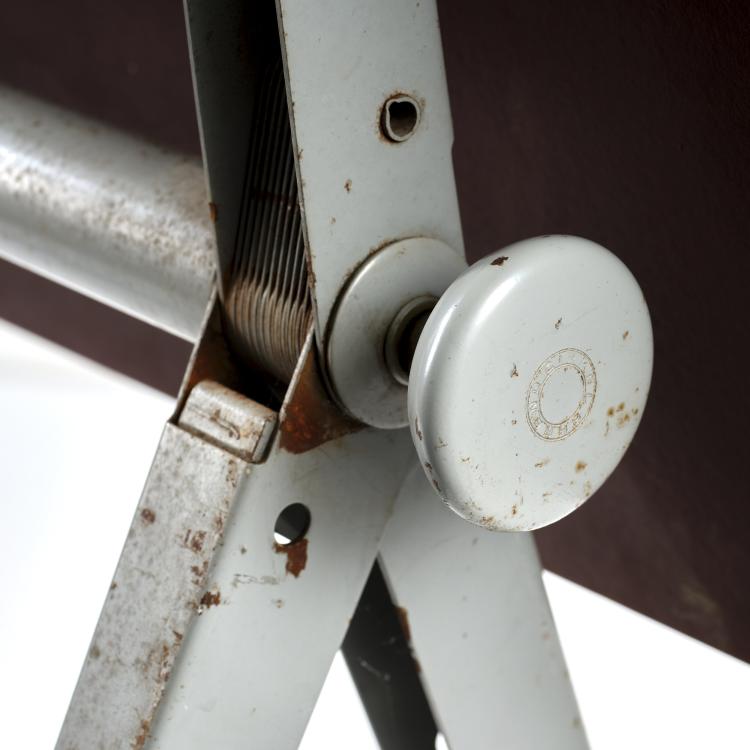 Bild 4 zu Objekt, Zeichenpult / Arbeitstisch 'Reply' mit Hocker, 1954, Friso Kramer,Wim Rietveld, Ahrend Cirkel, Den Haag, 183A 246