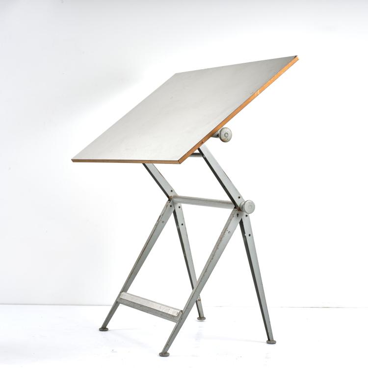 Bild 9 zu Objekt, Zeichenpult / Arbeitstisch 'Reply' mit Hocker, 1954, Friso Kramer,Wim Rietveld, Ahrend Cirkel, Den Haag, 183A 246