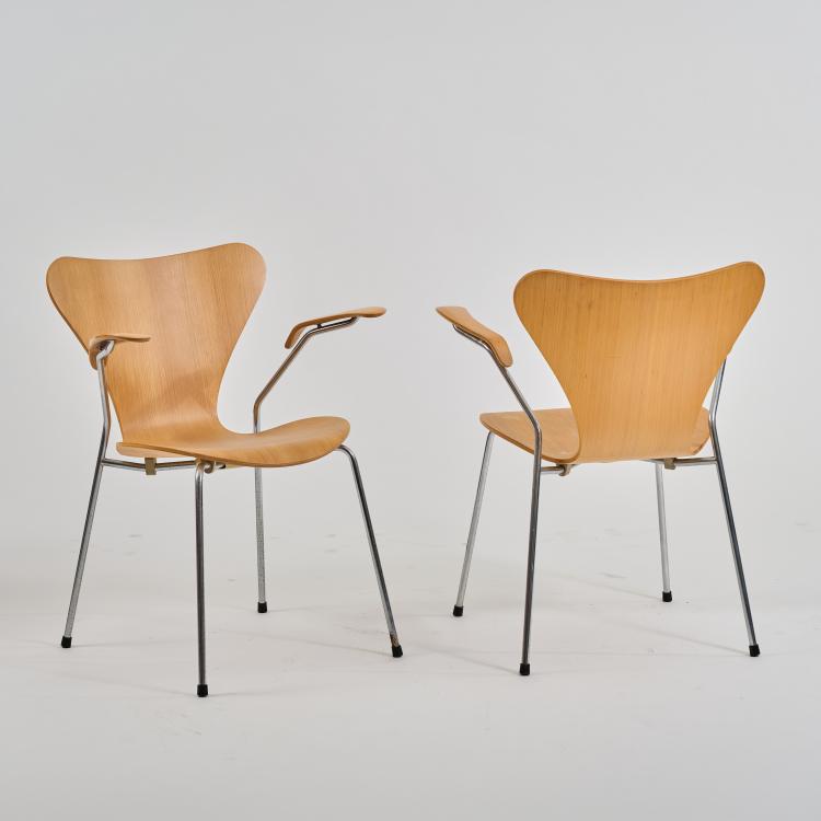 Bild 2 zu Objekt, Vier Armlehnst&uuml;hle '3207', 1955 (Entwurf), Arne Jacobsen, Fritz Hansen, Aller&oslash;d, 183A 272