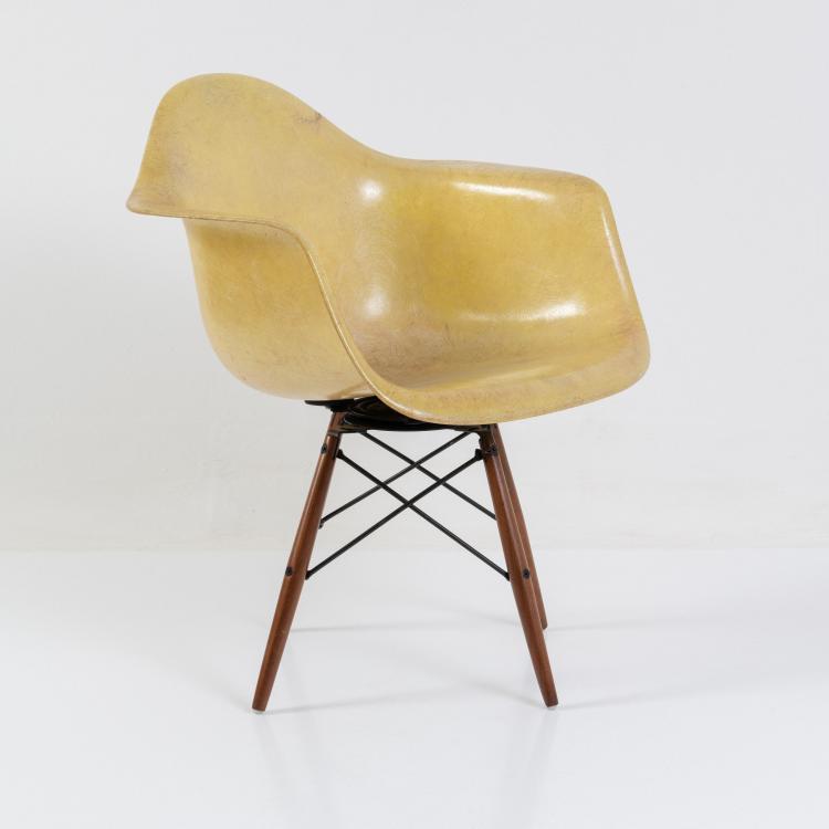 Bild 7 zu Objekt, Armlehnstuhl 'PAW' auf 'dowel-legged wood and wire base with swivel', 1950 (Entwurf), Charles Eames,Ray Eames, Herman Miller, Zeeland, 183A 222