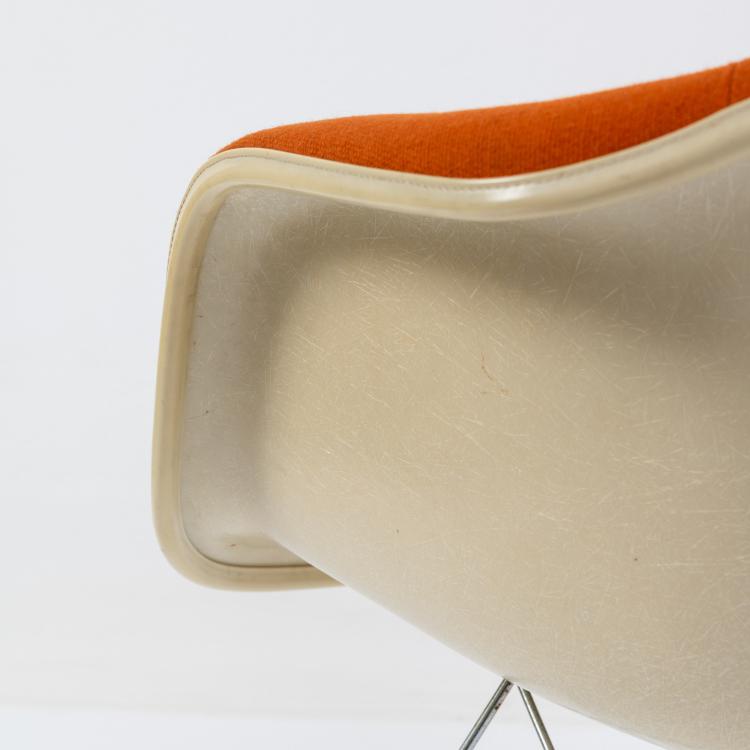 Bild 2 zu Objekt, Armlehnsessel 'LAR' - 'Cats Cradle', 1950 (Entwurf), Charles Eames,Ray Eames, Vitra Birsfelden f&uuml;r Herman Miller, Zeeland, 183A 224
