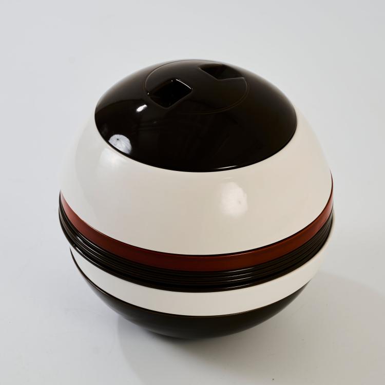 Bild 1 zu Objekt, 'La Boule'-Geschirrkugel, 1971 (Entwurf), Helen von Boch,Federigo Fabbrini, Vileroy & Boch, Mettlach, 183A 76