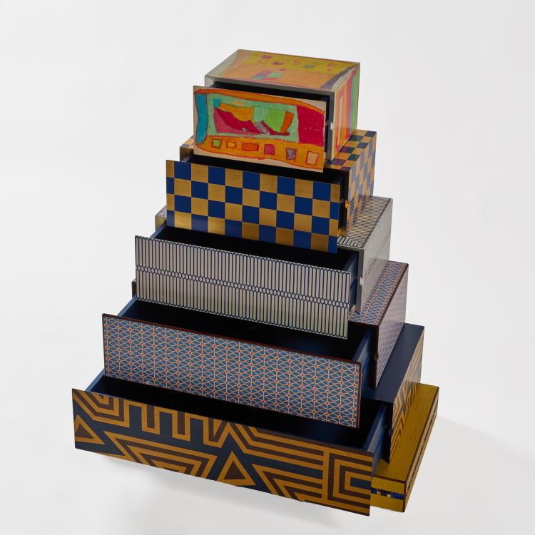 Bild 5 zu Objekt, Schubladenschrank 'Nigritella Nigra' aus der 'Museum Market'-Serie, 1993 (Entwurf), Alessandro Mendini, Design Gallery Milano, Mailand / Milan, 