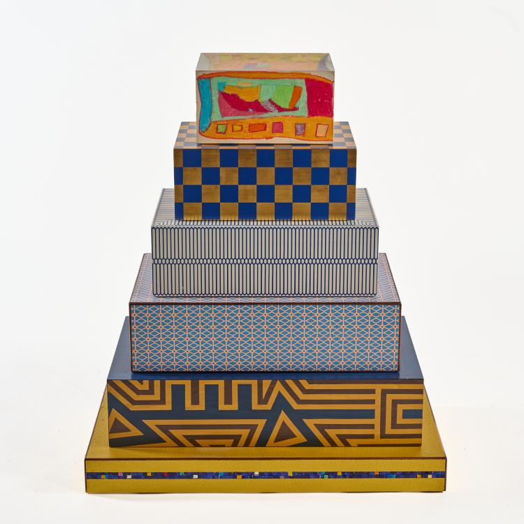 Bild 7 zu Objekt, Schubladenschrank 'Nigritella Nigra' aus der 'Museum Market'-Serie, 1993 (Entwurf), Alessandro Mendini, Design Gallery Milano, Mailand / Milan, 