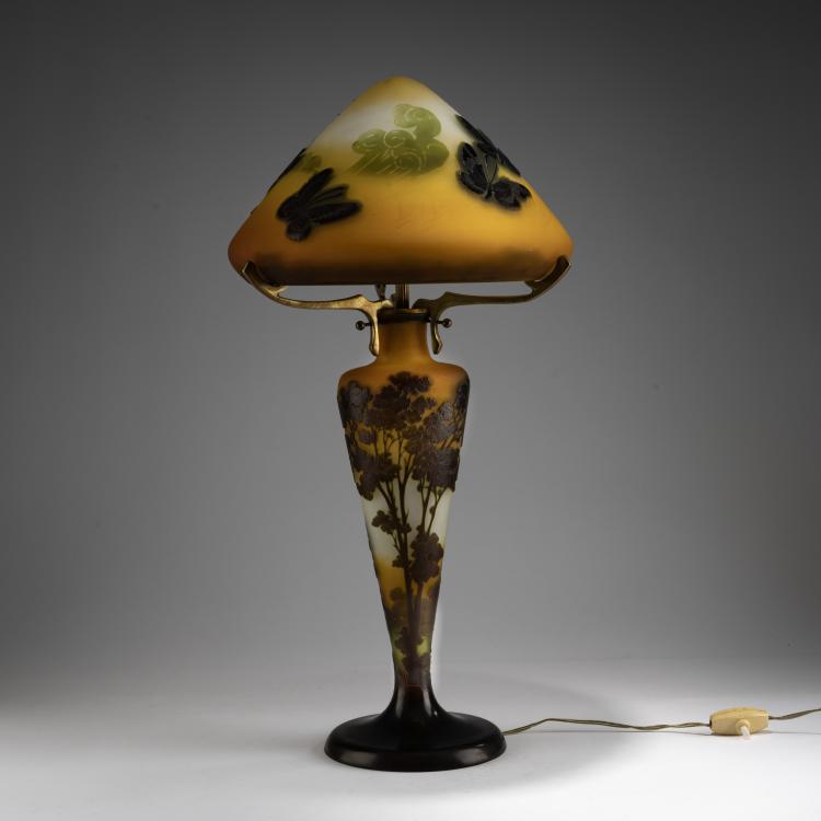 Hauptbild zu Objekt, Table ligh 'Butterflies, Landscape', 1925-36, Gall&eacute;, 