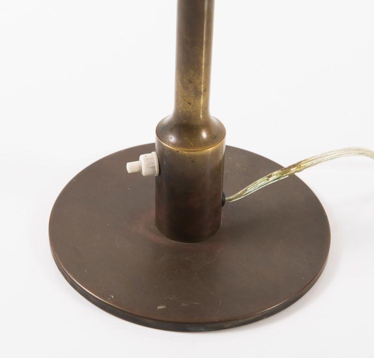 Bild 2 zu Objekt, Tischleuchte 'Kongelys', 1930/40er Jahre, Niels Thykier, Fog & M&oslash;rup, Kopenhagen, 122C 19