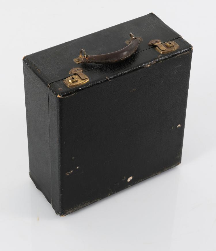 Bild 3 zu Objekt, Schreibmaschine 'Underwood Noiseless Portable', 1920/30er Jahre, Underwood, John T. , New York, 122C 8