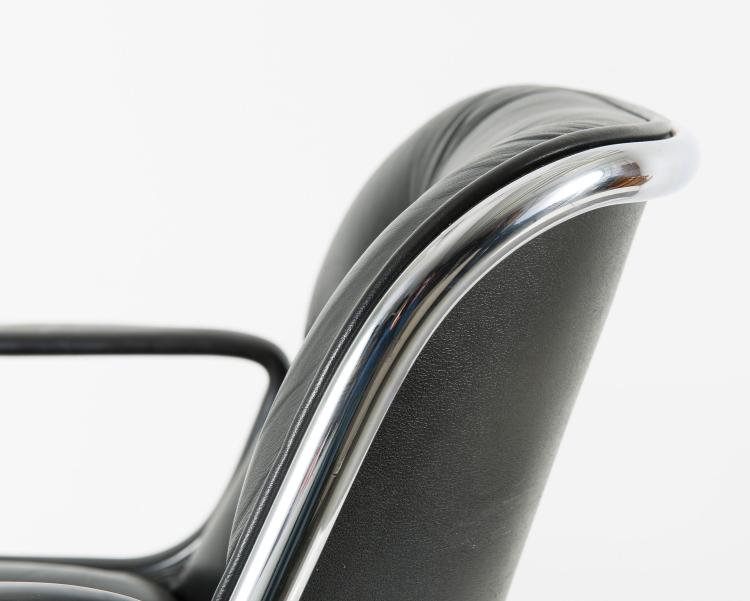 Bild 2 zu Objekt, Armlehnsessel '12 E1', 1965, Charles Pollock, Knoll International, New York, 122C 176